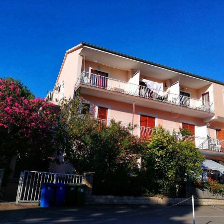 Apartmani Leon Biograd Na Moru Dış mekan fotoğraf