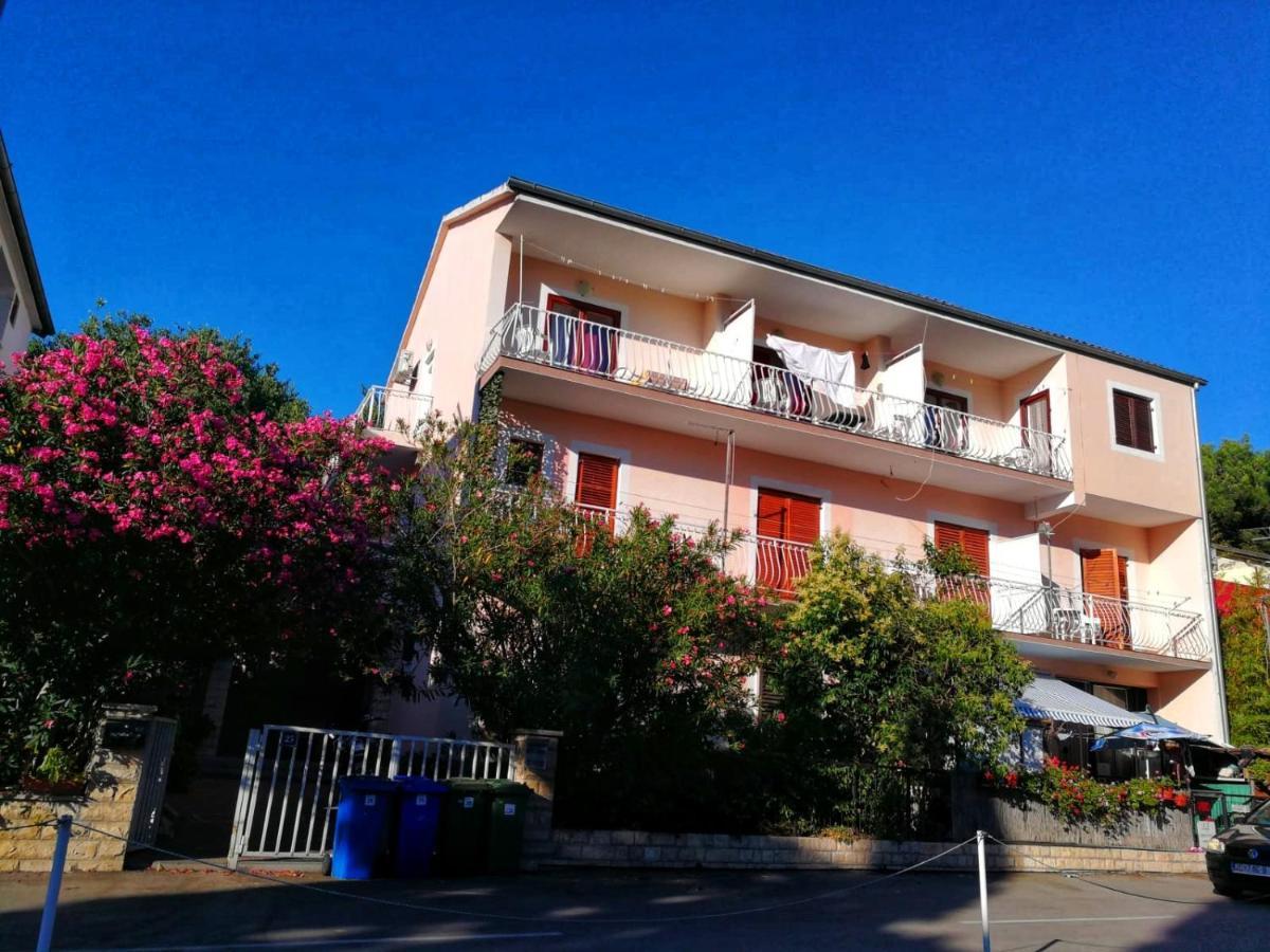 Apartmani Leon Biograd Na Moru Dış mekan fotoğraf