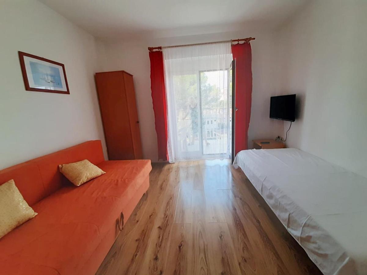 Apartmani Leon Biograd Na Moru Dış mekan fotoğraf