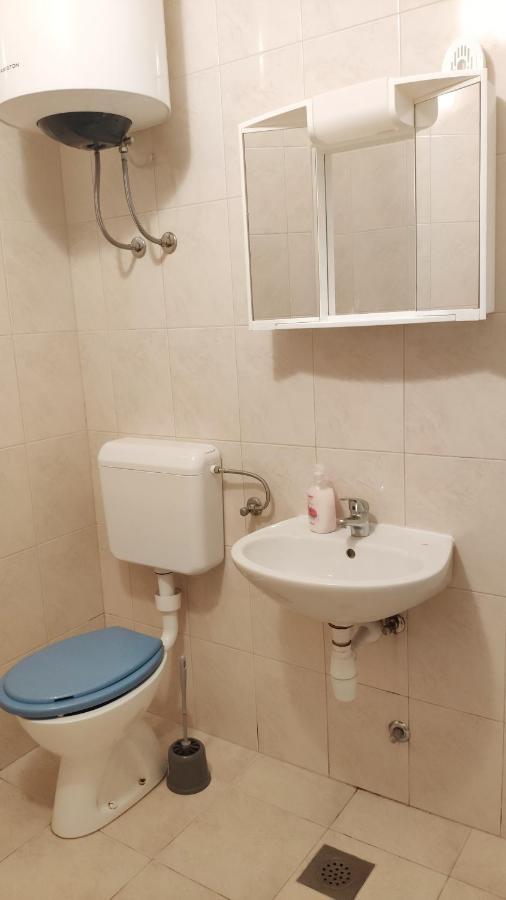 Apartmani Leon Biograd Na Moru Dış mekan fotoğraf