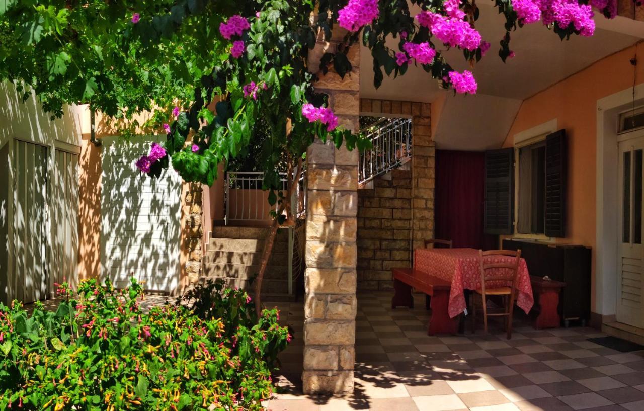 Apartmani Leon Biograd Na Moru Dış mekan fotoğraf