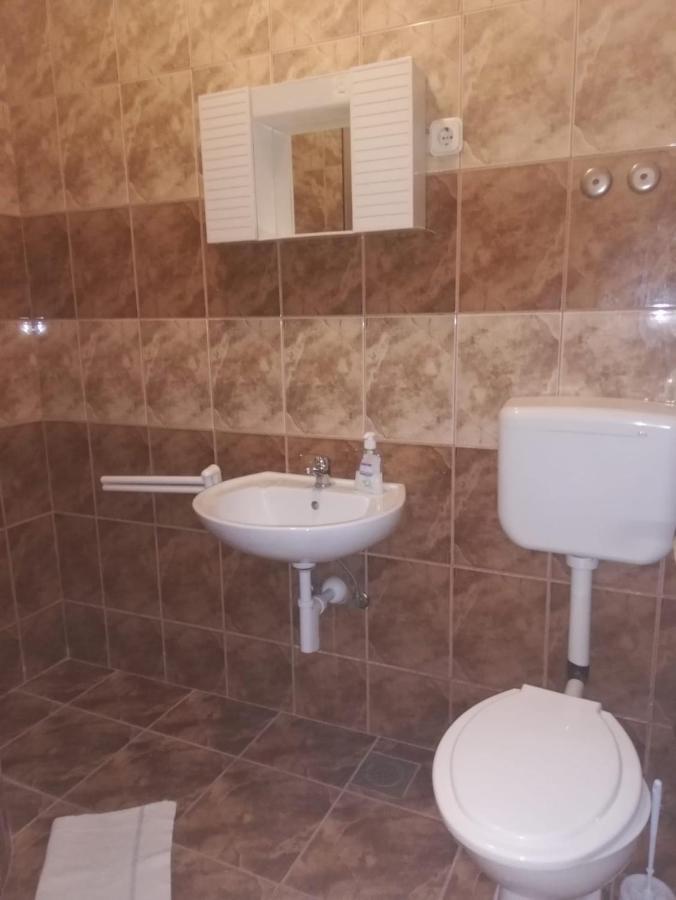 Apartmani Leon Biograd Na Moru Dış mekan fotoğraf